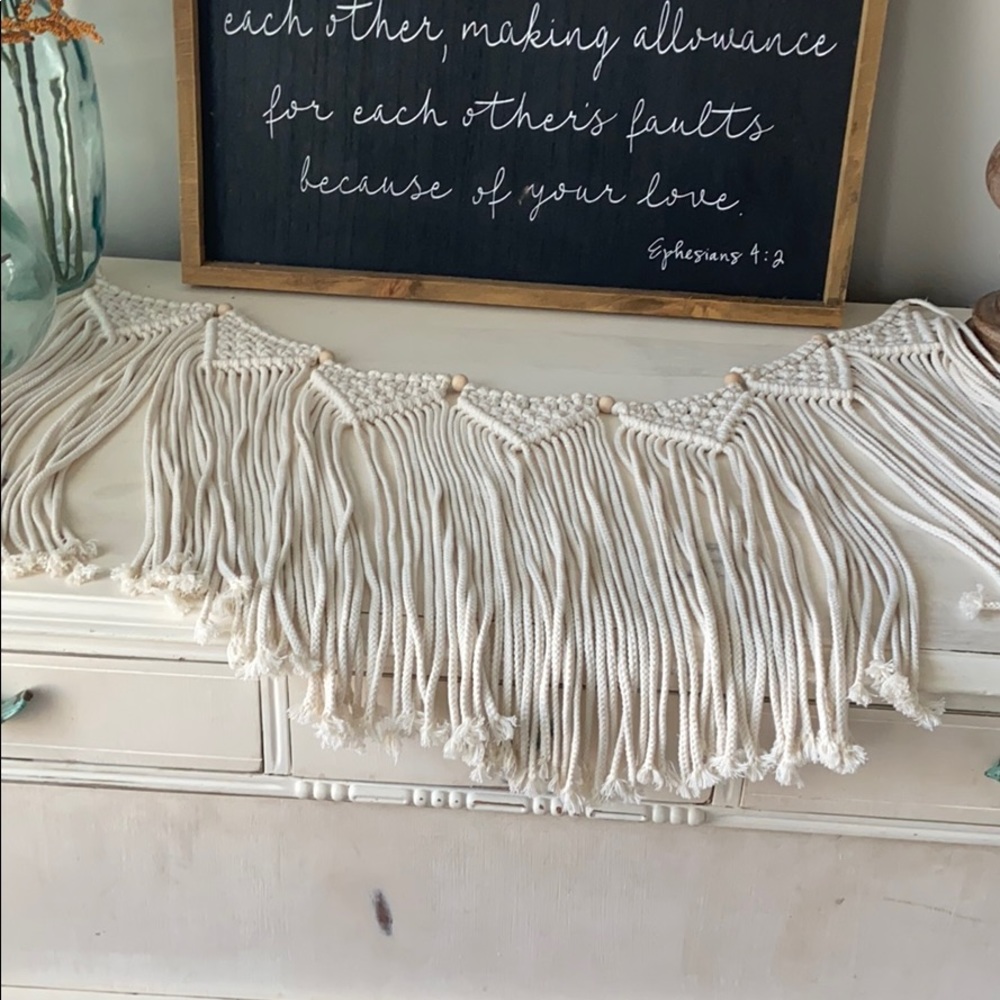 Macrame wall hanging